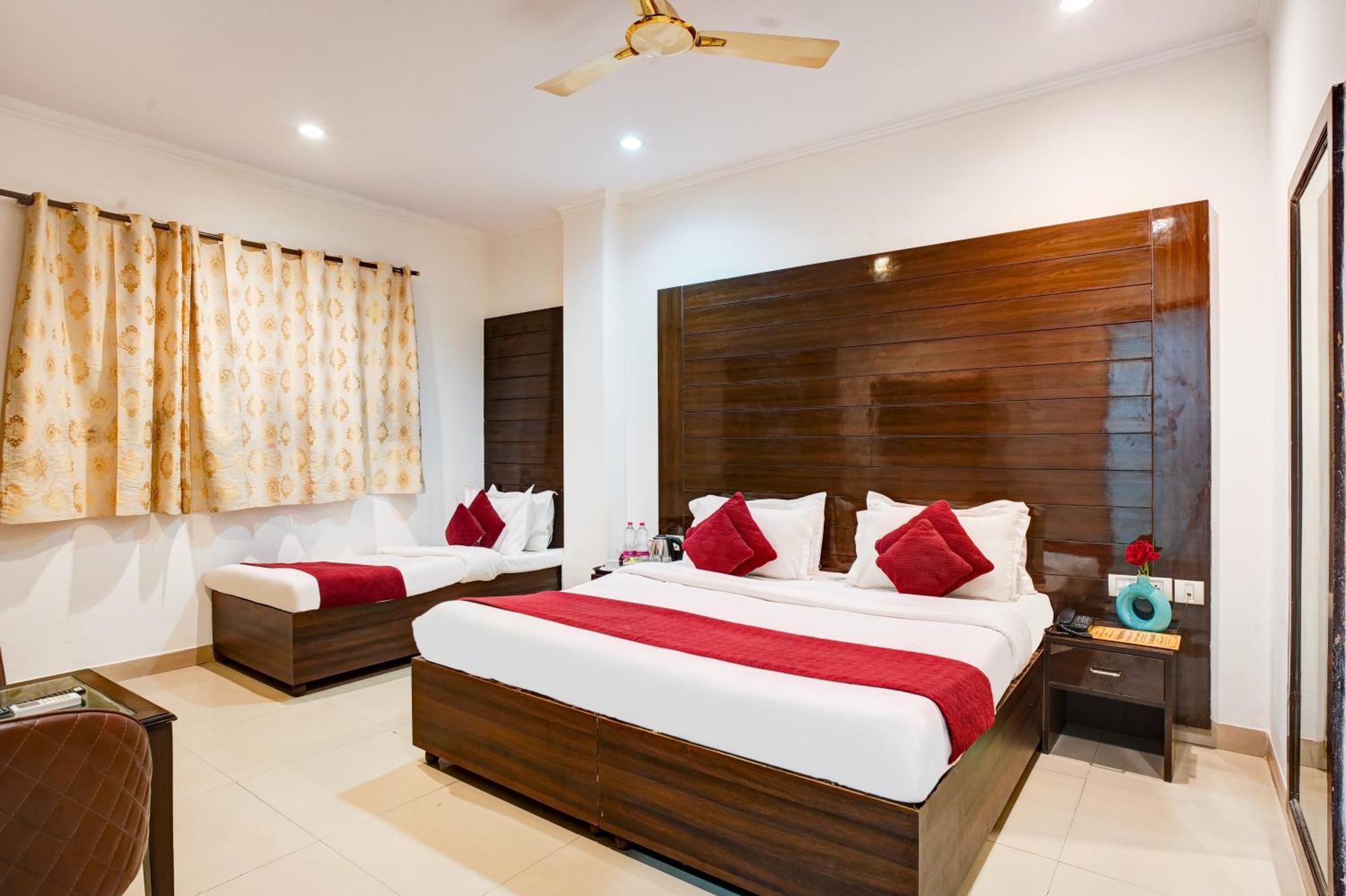 Hotel Chanakya Inn 新德里 外观 照片