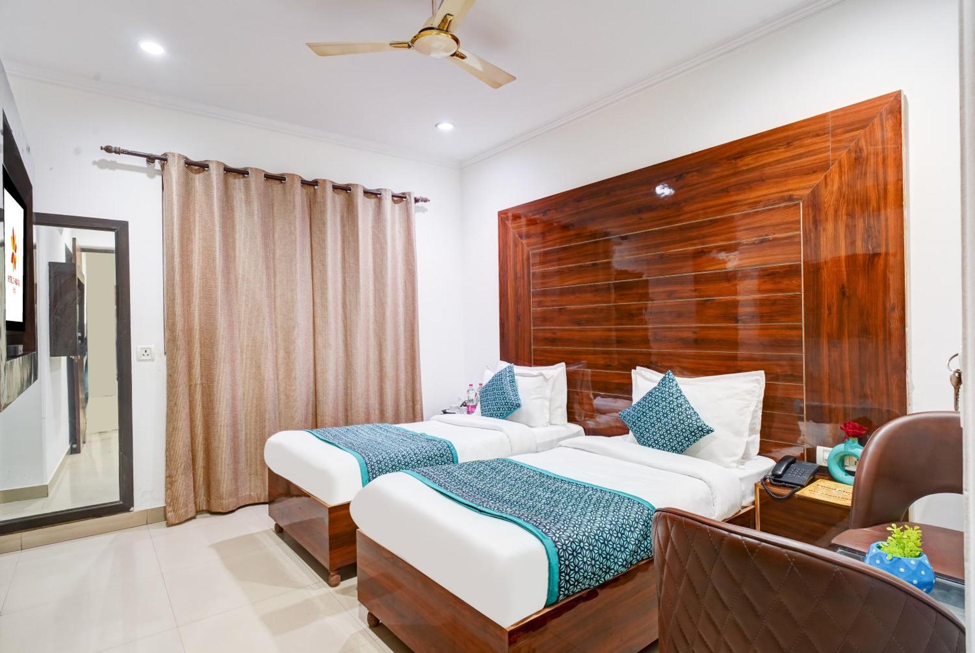 Hotel Chanakya Inn 新德里 外观 照片