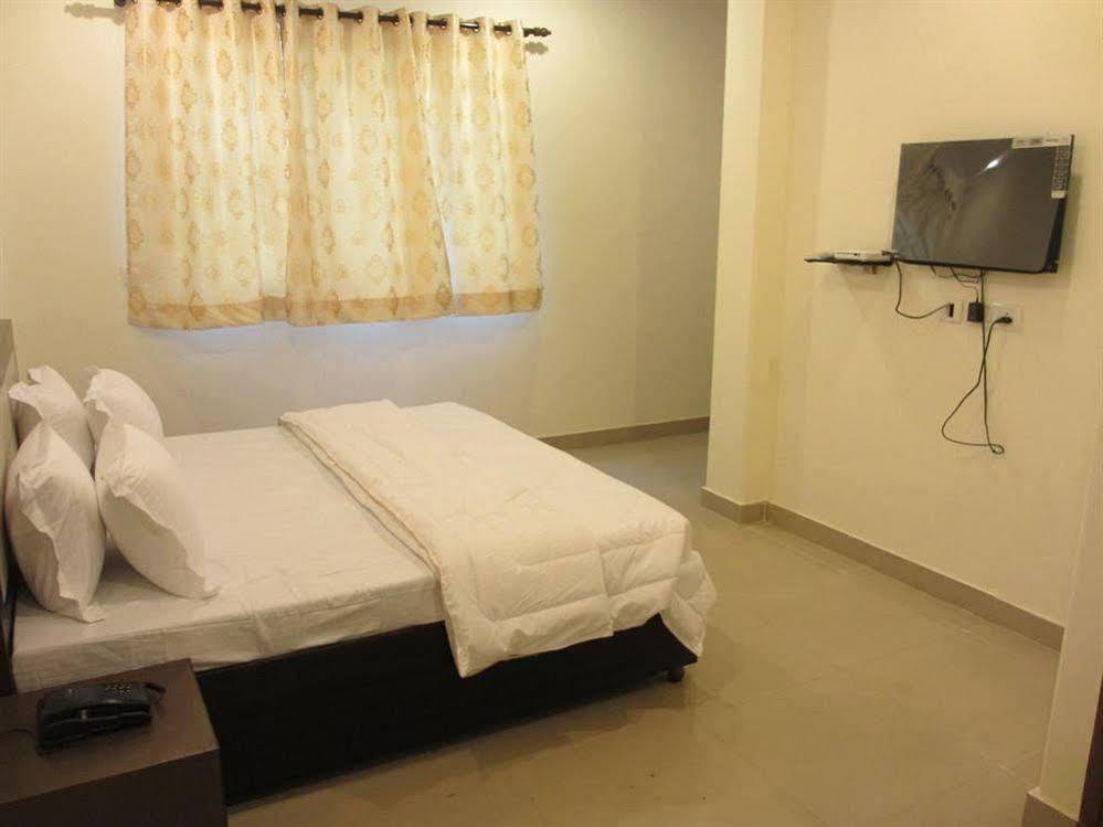 Hotel Chanakya Inn 新德里 外观 照片